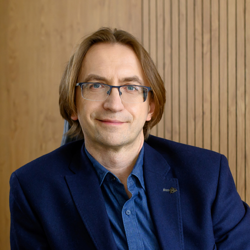 Vladyslav LESHCHIY