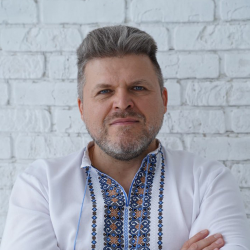 Роман ГЛОВА